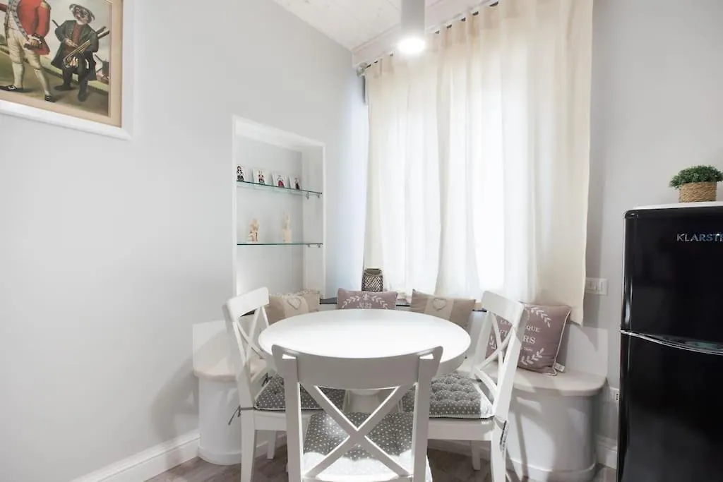 Soliana Apartments-Luce Cagliari Apartment