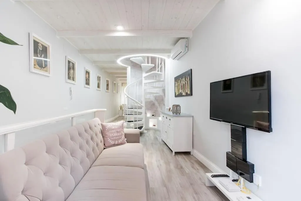 Apartment Soliana Apartments-Luce Cagliari